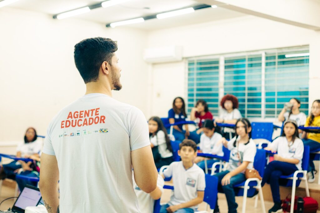 Projeto une arte educacao e empreendedorismo em Itapoa 2