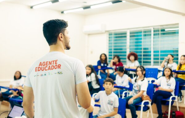 Projeto une arte educacao e empreendedorismo em Itapoa 2