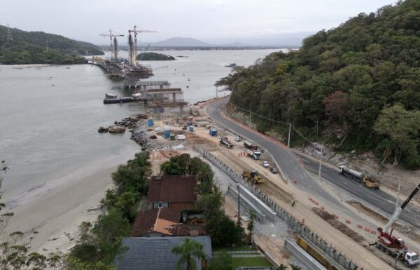 Travessia pela ponte de Guaratuba sera gratuita de acordo com o Governo do Parana - Capa Tribuna de Itapoa