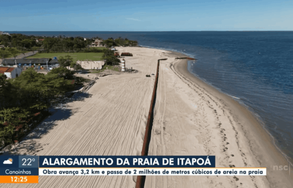 Jornal do Almoco destaca avanco acelerado do alargamento da praia de Itapoa 05
